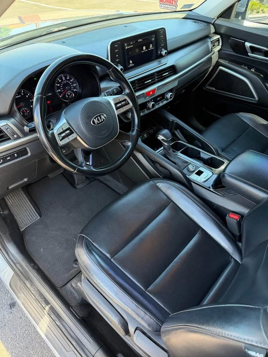 2020 Kia Telluride - Image 9 of 20