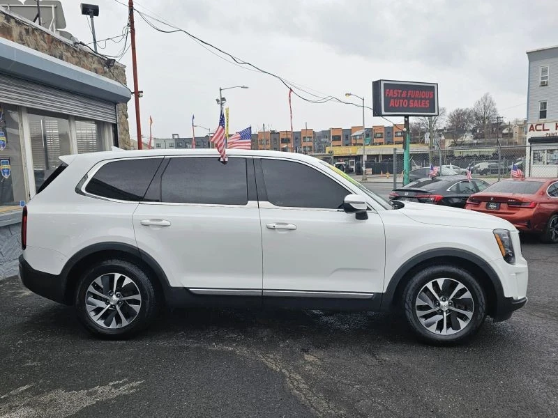 2020 Kia Telluride - Image 4 of 12