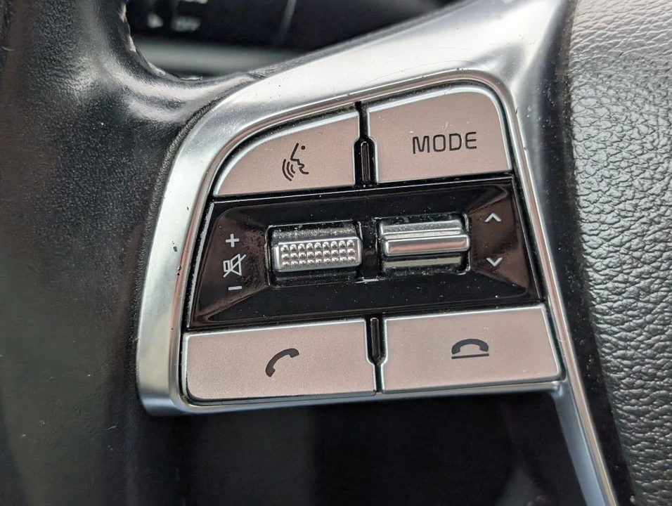 2020 Kia Telluride - Image 14 of 21