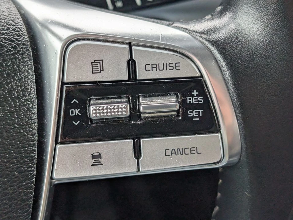2020 Kia Telluride - Image 15 of 21