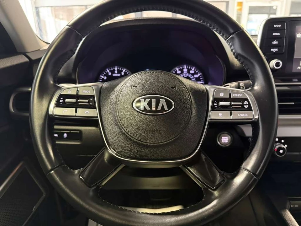 2020 Kia Telluride - Image 11 of 21