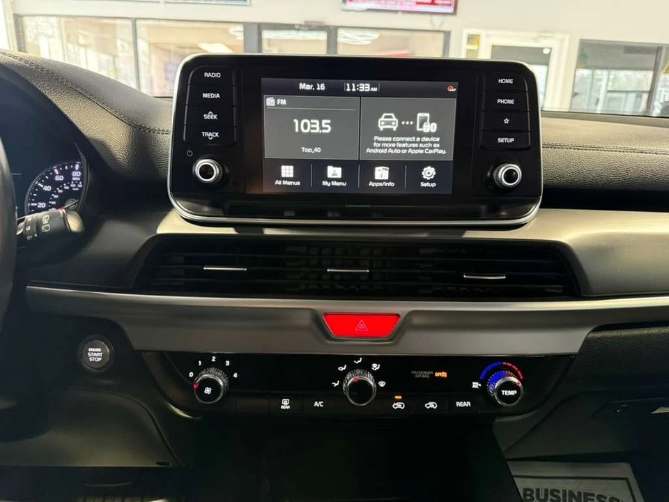 2020 Kia Telluride - Image 16 of 21