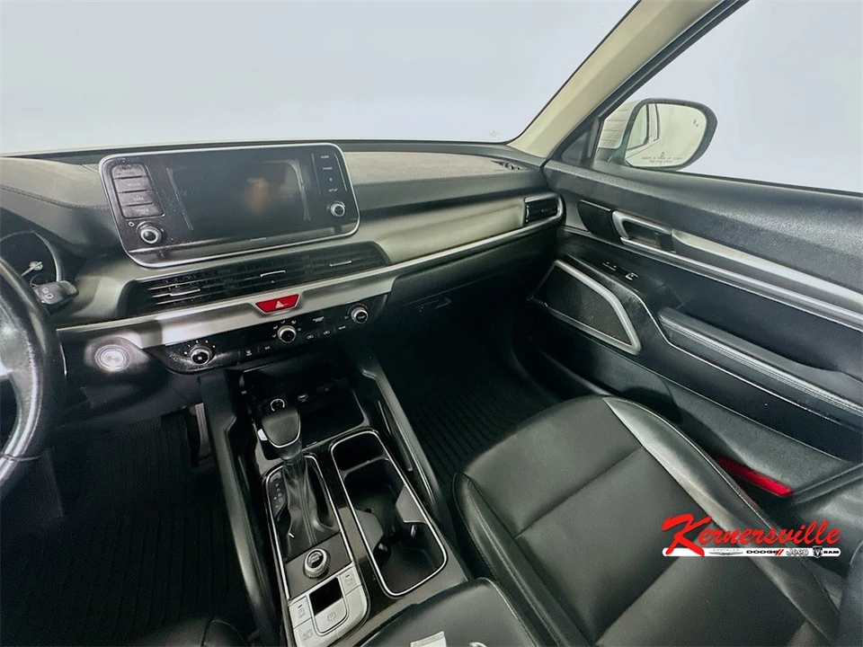 2020 Kia Telluride - Image 11 of 21