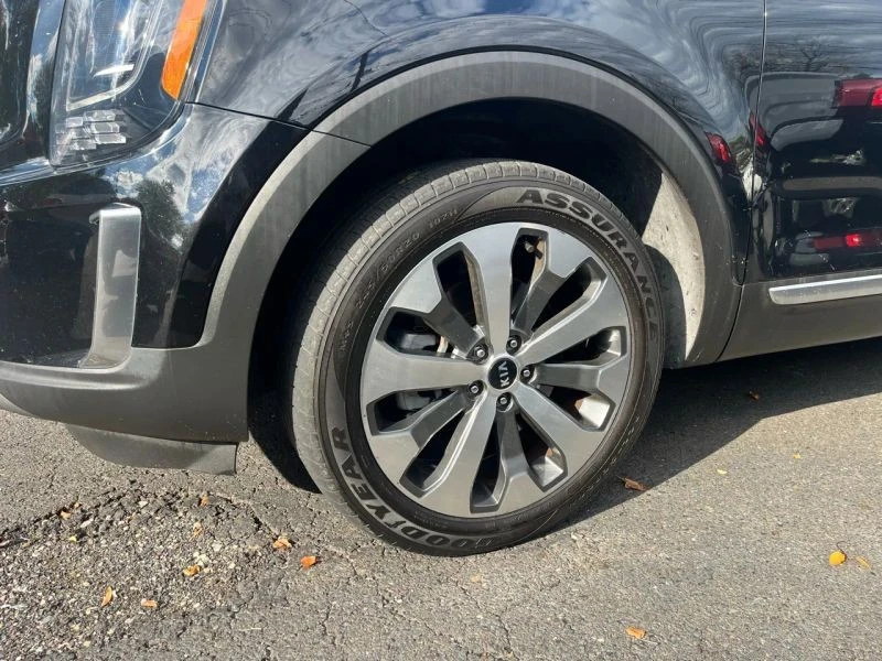 2020 Kia Telluride - Image 9 of 12