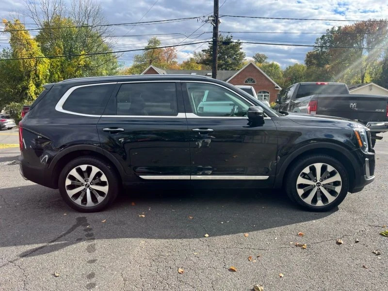 2020 Kia Telluride - Image 3 of 12