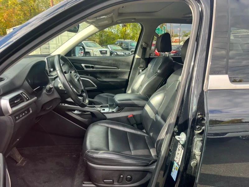 2020 Kia Telluride - Image 10 of 12