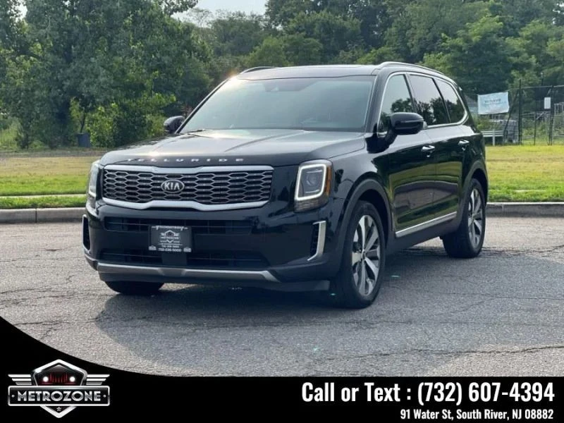 2020 Kia Telluride - Image 3 of 12