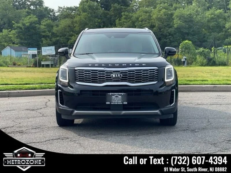 2020 Kia Telluride - Image 2 of 12