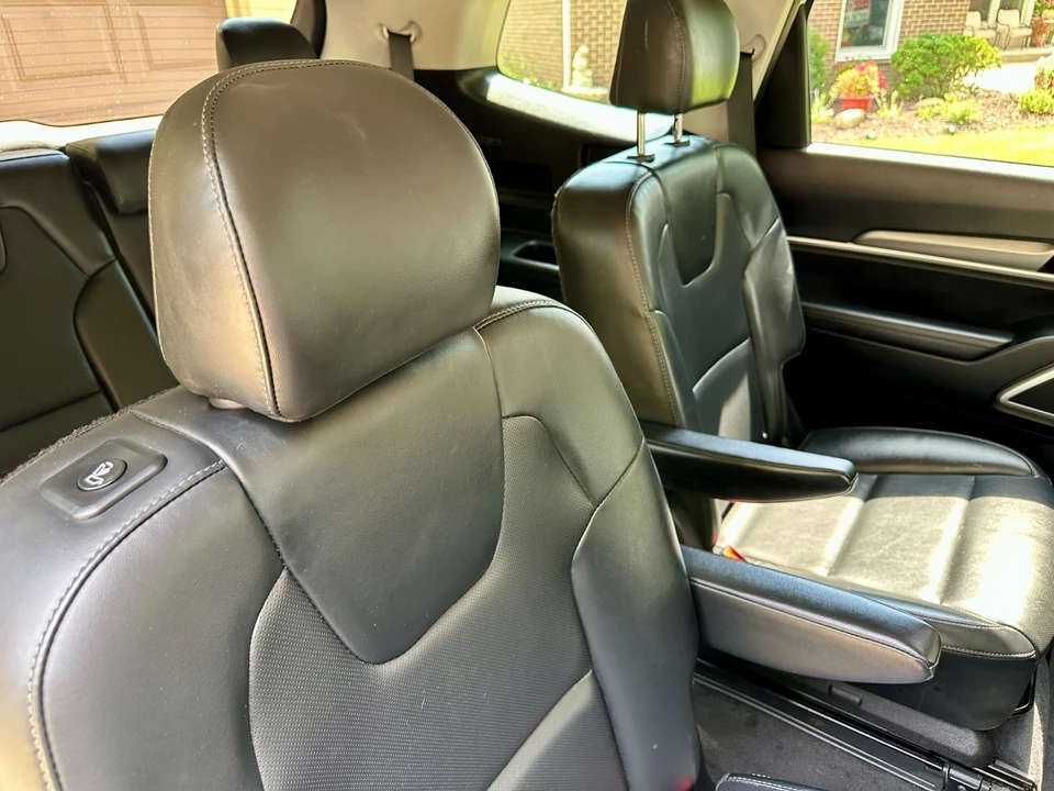 2020 Kia Telluride - Image 9 of 17