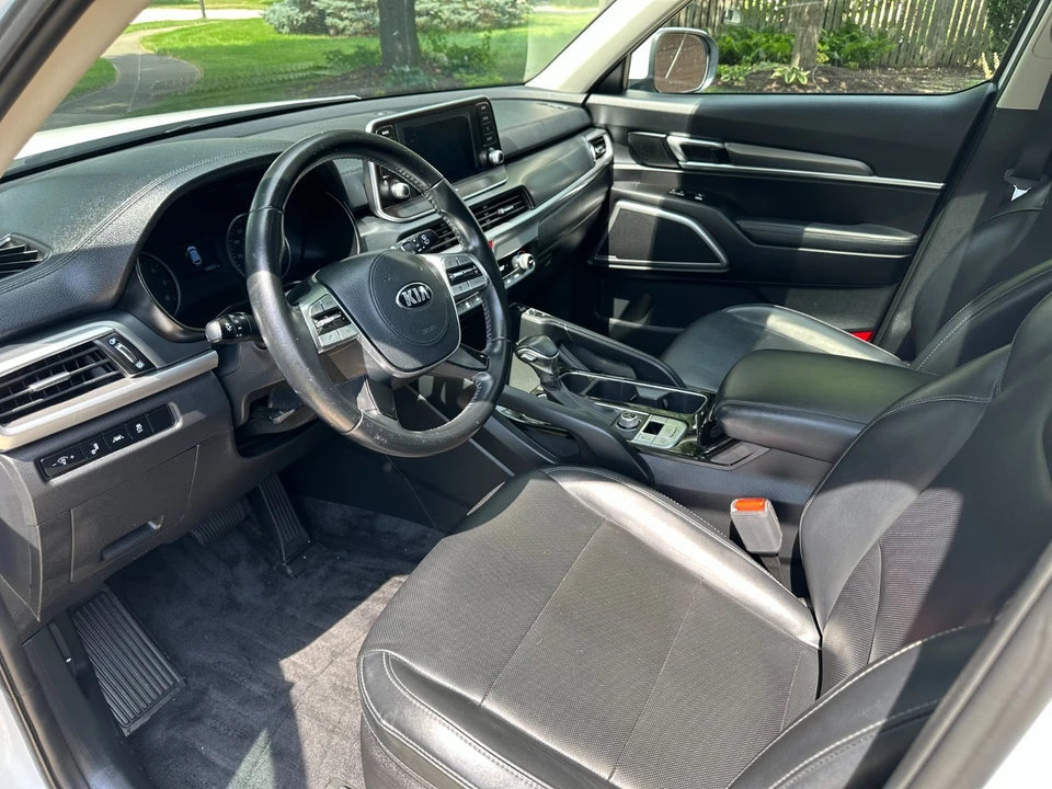 2020 Kia Telluride - Image 12 of 17