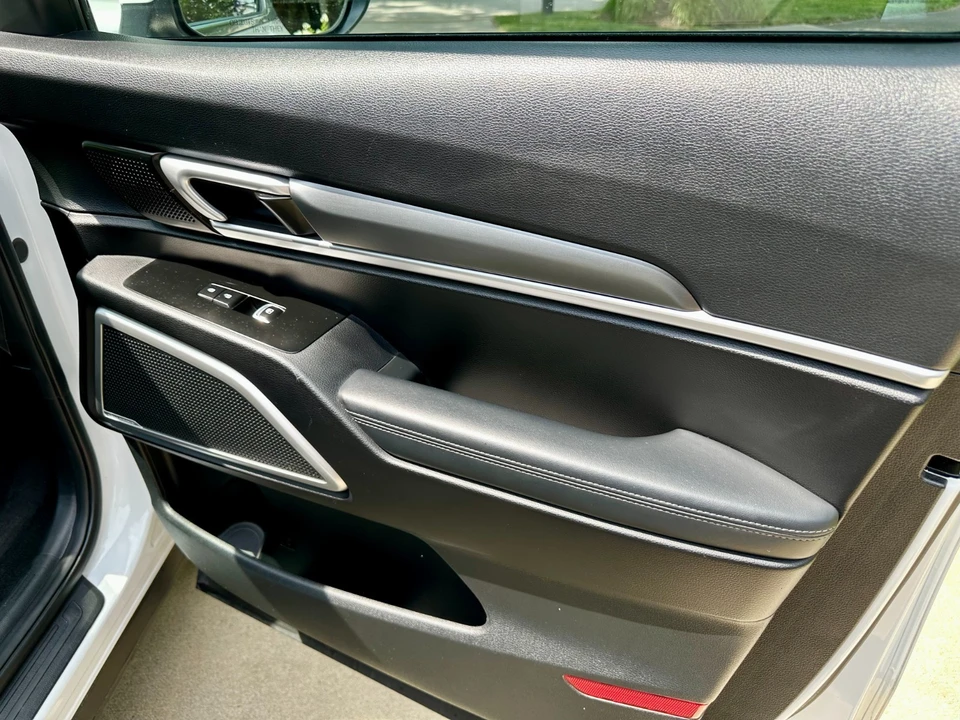2020 Kia Telluride - Image 7 of 17