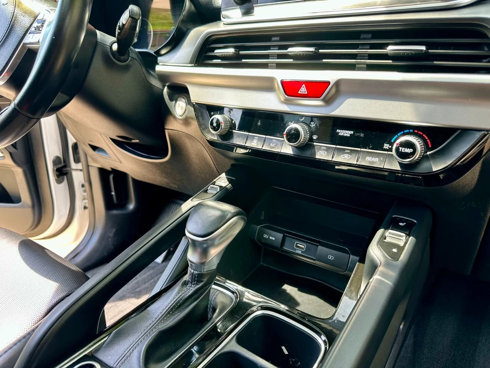 2020 Kia Telluride - Image 5 of 17