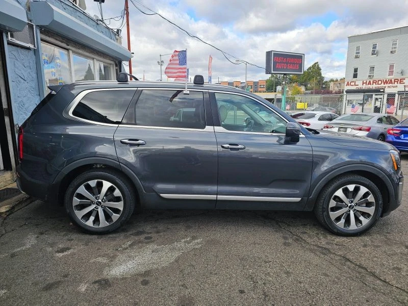 2020 Kia Telluride - Image 3 of 12