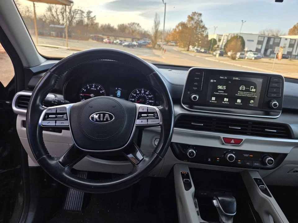 2020 Kia Telluride - Image 10 of 20