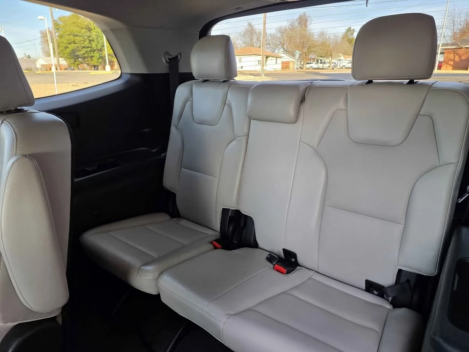 2020 Kia Telluride - Image 12 of 20