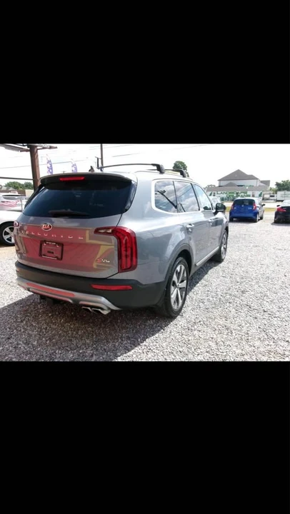 2020 Kia Telluride - Image 15 of 16
