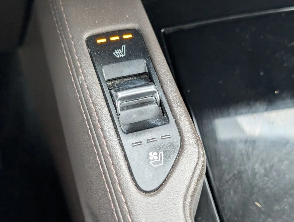 2020 Kia Telluride - Image 19 of 21