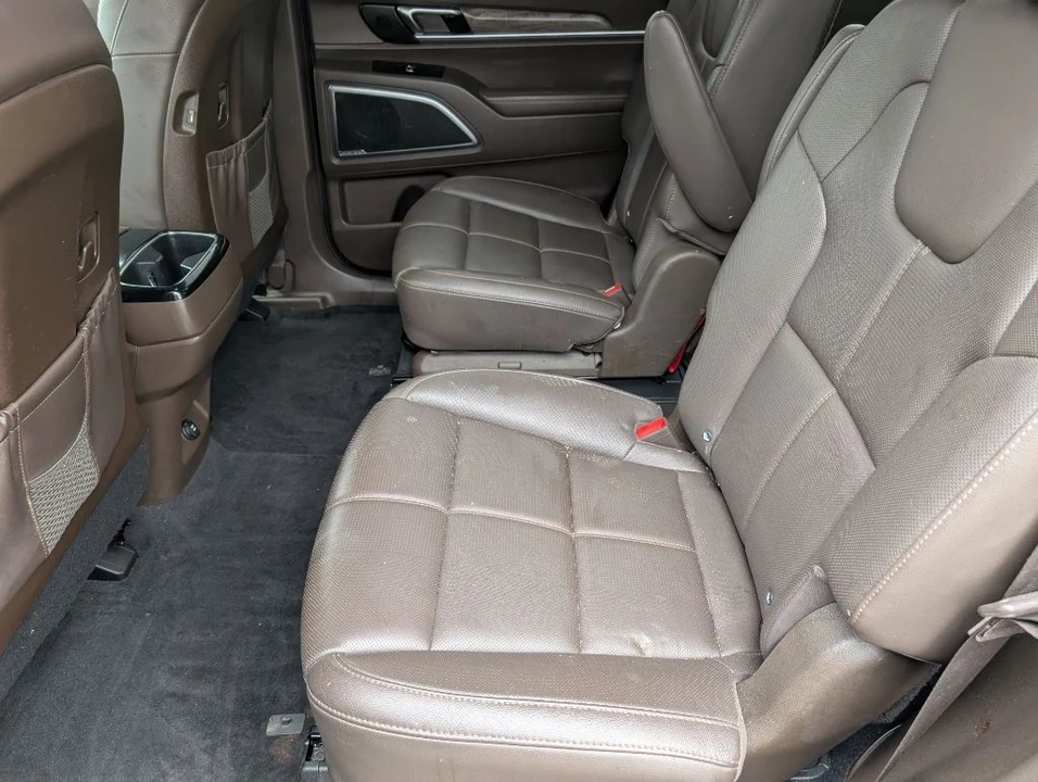 2020 Kia Telluride - Image 9 of 21