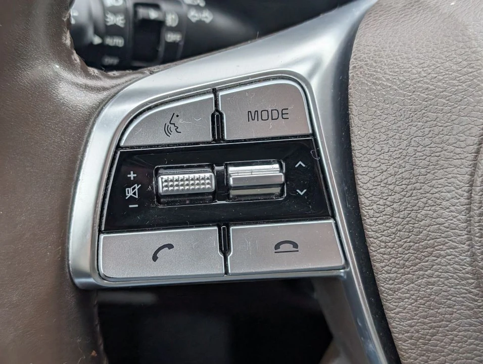2020 Kia Telluride - Image 13 of 21