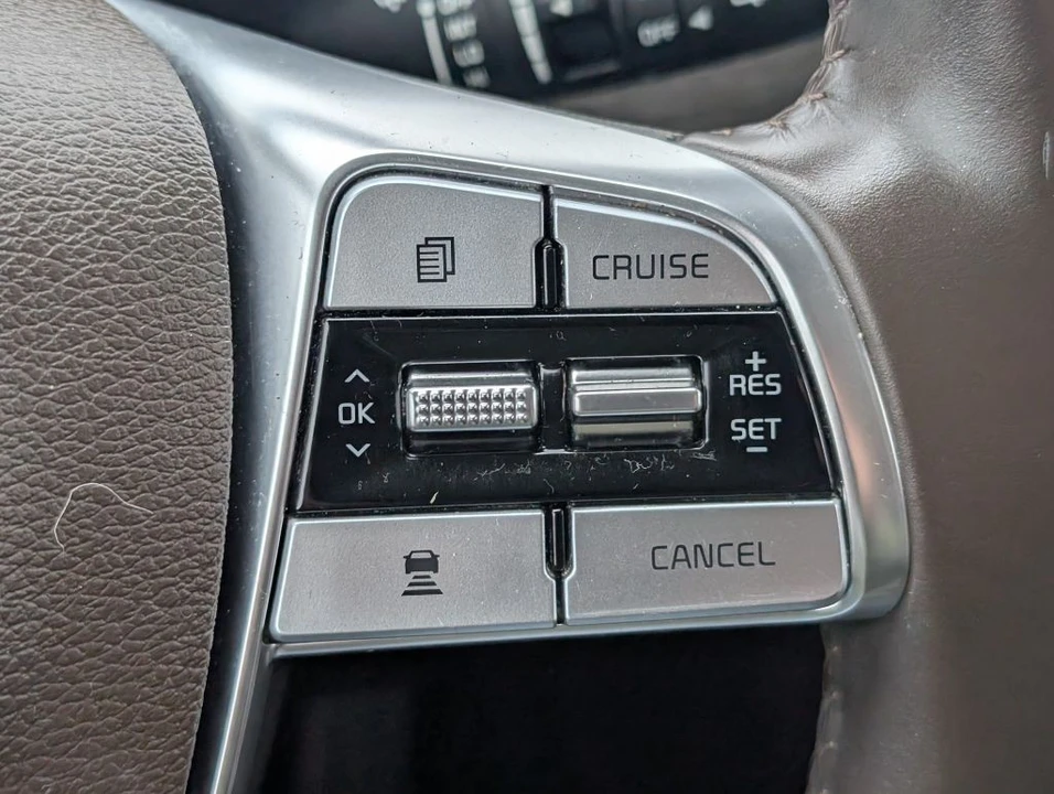 2020 Kia Telluride - Image 14 of 21