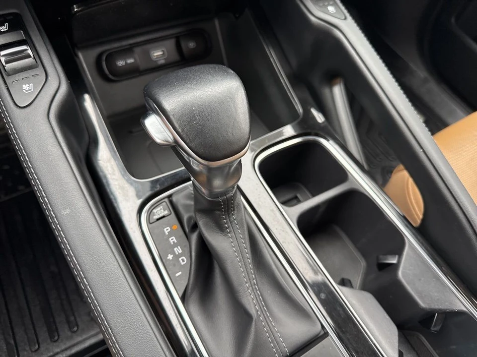 2020 Kia Telluride - Image 20 of 21