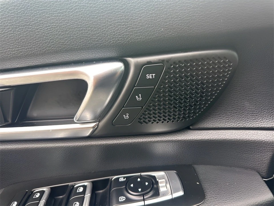 2020 Kia Telluride - Image 11 of 12