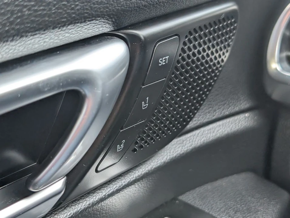 2020 Kia Telluride - Image 12 of 29