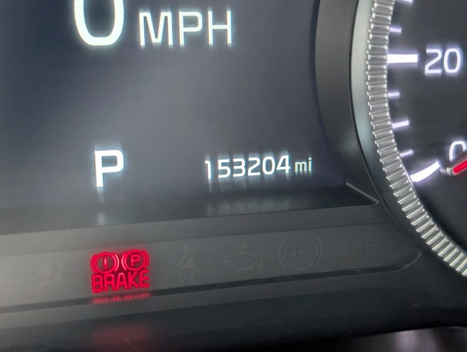 2020 Kia Telluride - Image 17 of 29