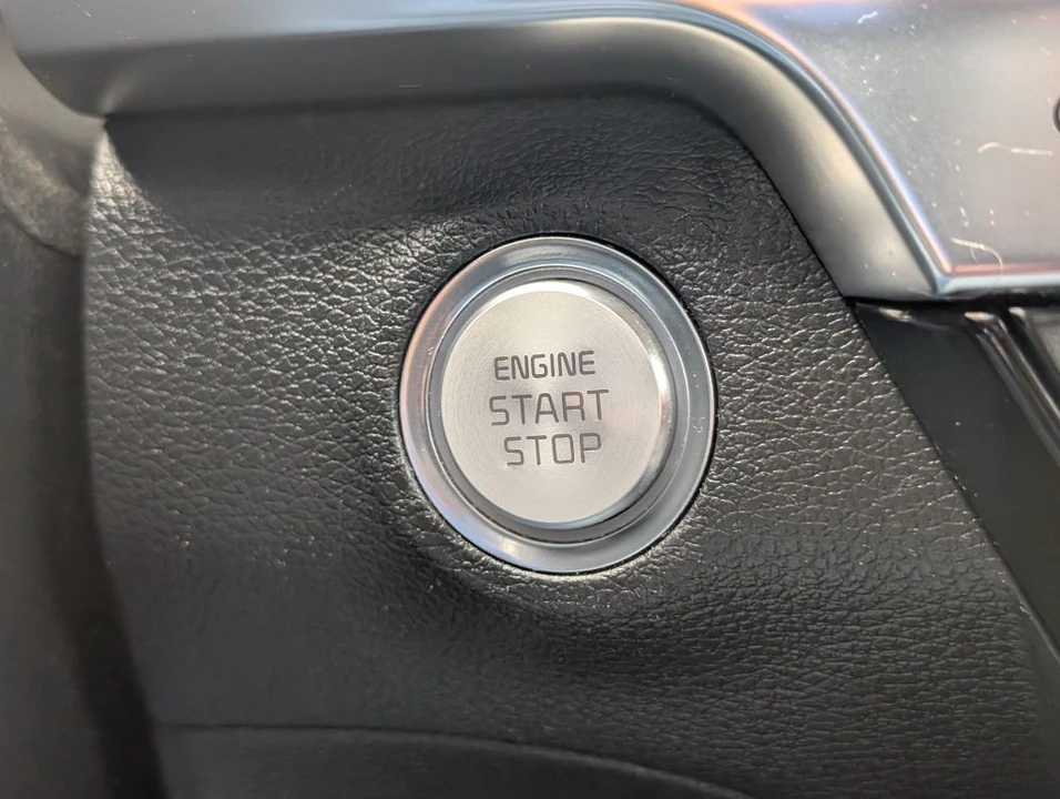 2020 Kia Telluride - Image 18 of 29
