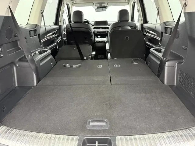 2020 Kia Telluride - Image 8 of 12