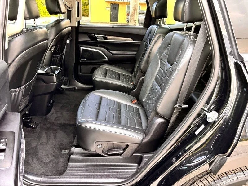 2020 Kia Telluride - Image 14 of 21