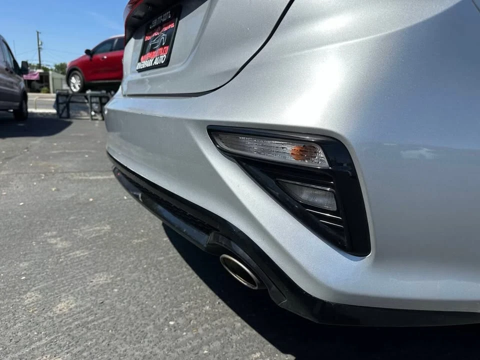 2020 Kia Forte - Image 15 of 20