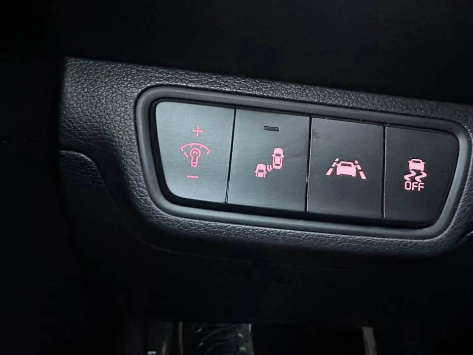 2020 Kia Forte - Image 12 of 16