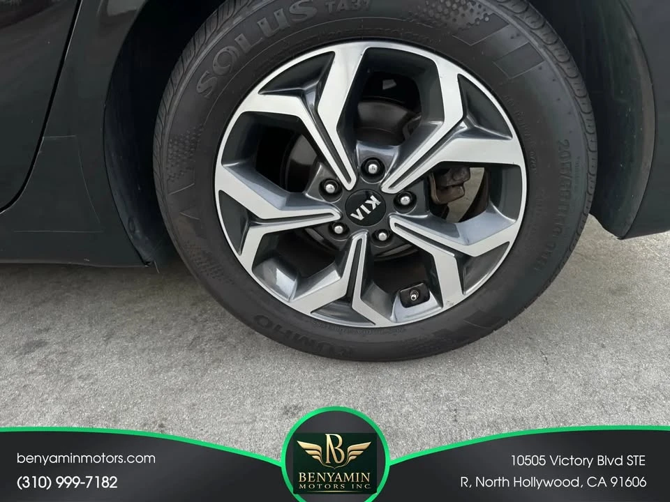 2020 Kia Forte - Image 10 of 20
