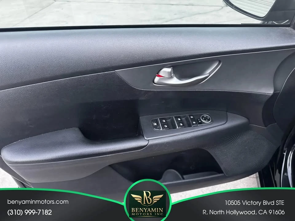 2020 Kia Forte - Image 14 of 20