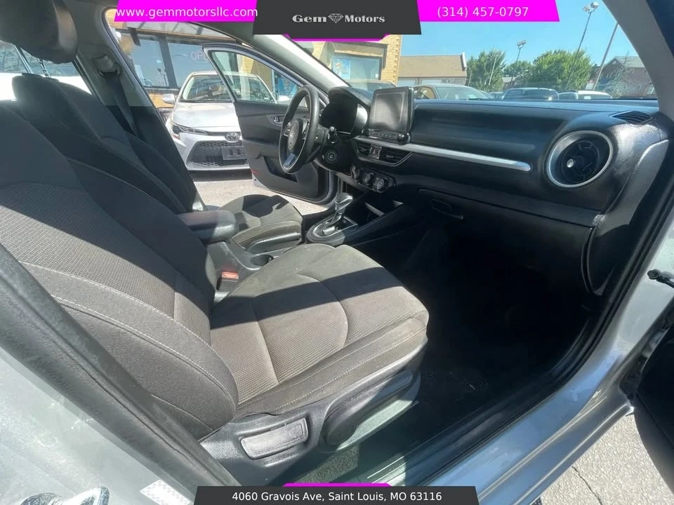 2020 Kia Forte - Image 10 of 17