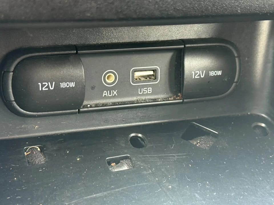 2020 Kia Forte - Image 9 of 9