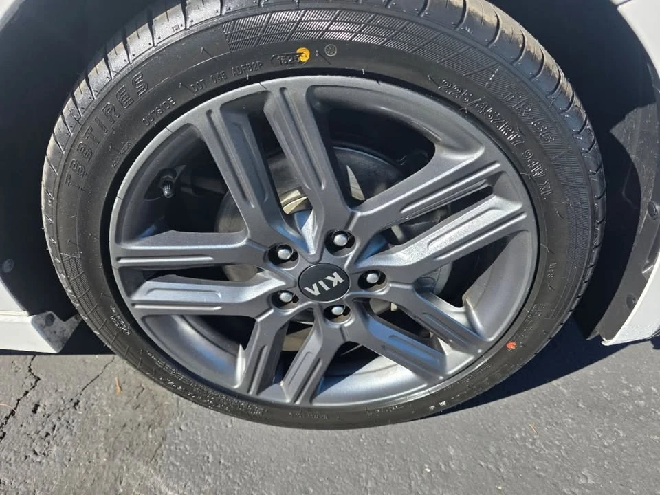 2020 Kia Forte - Image 6 of 20
