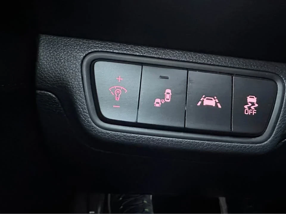 2020 Kia Forte - Image 12 of 16