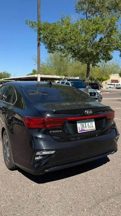 2020 Kia Forte - Image 2 of 4
