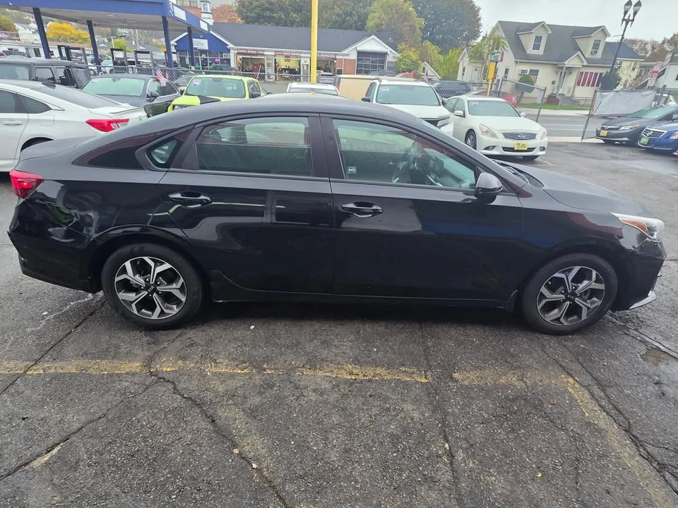 2020 Kia Forte - Image 6 of 12