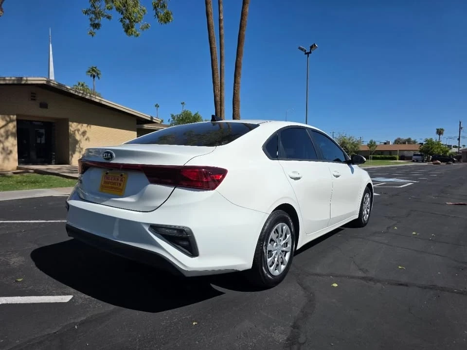 2020 Kia Forte - Image 7 of 18