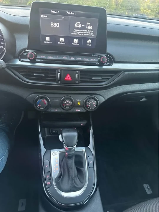 2020 Kia Forte - Image 14 of 16