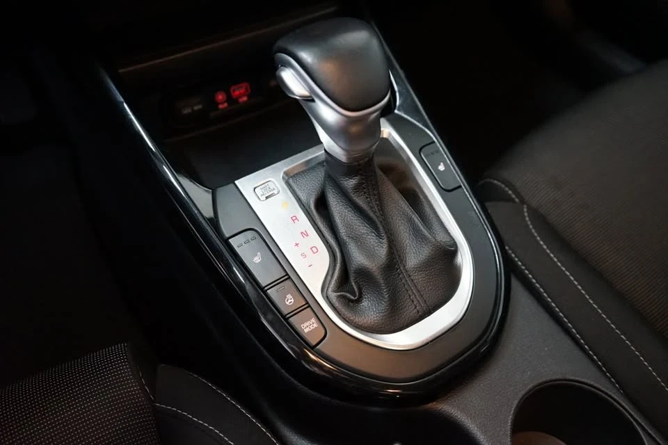 2020 Kia Forte - Image 18 of 20