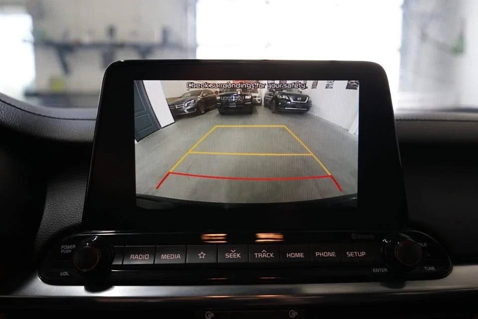 2020 Kia Forte - Image 16 of 20