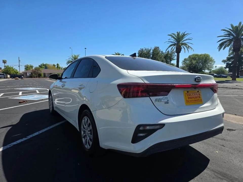 2020 Kia Forte - Image 9 of 20