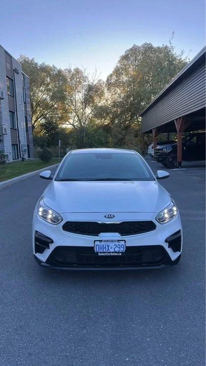 2020 Kia Forte - Image 6 of 10