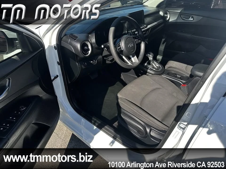 2020 Kia Forte - Image 6 of 18