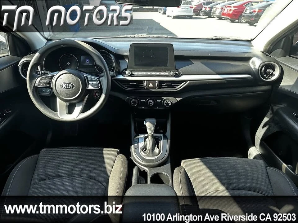 2020 Kia Forte - Image 7 of 18