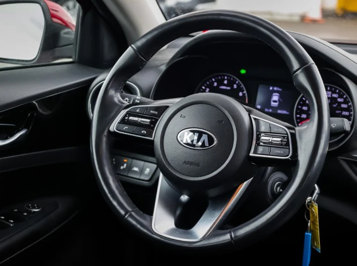 2020 Kia Forte - Image 7 of 9
